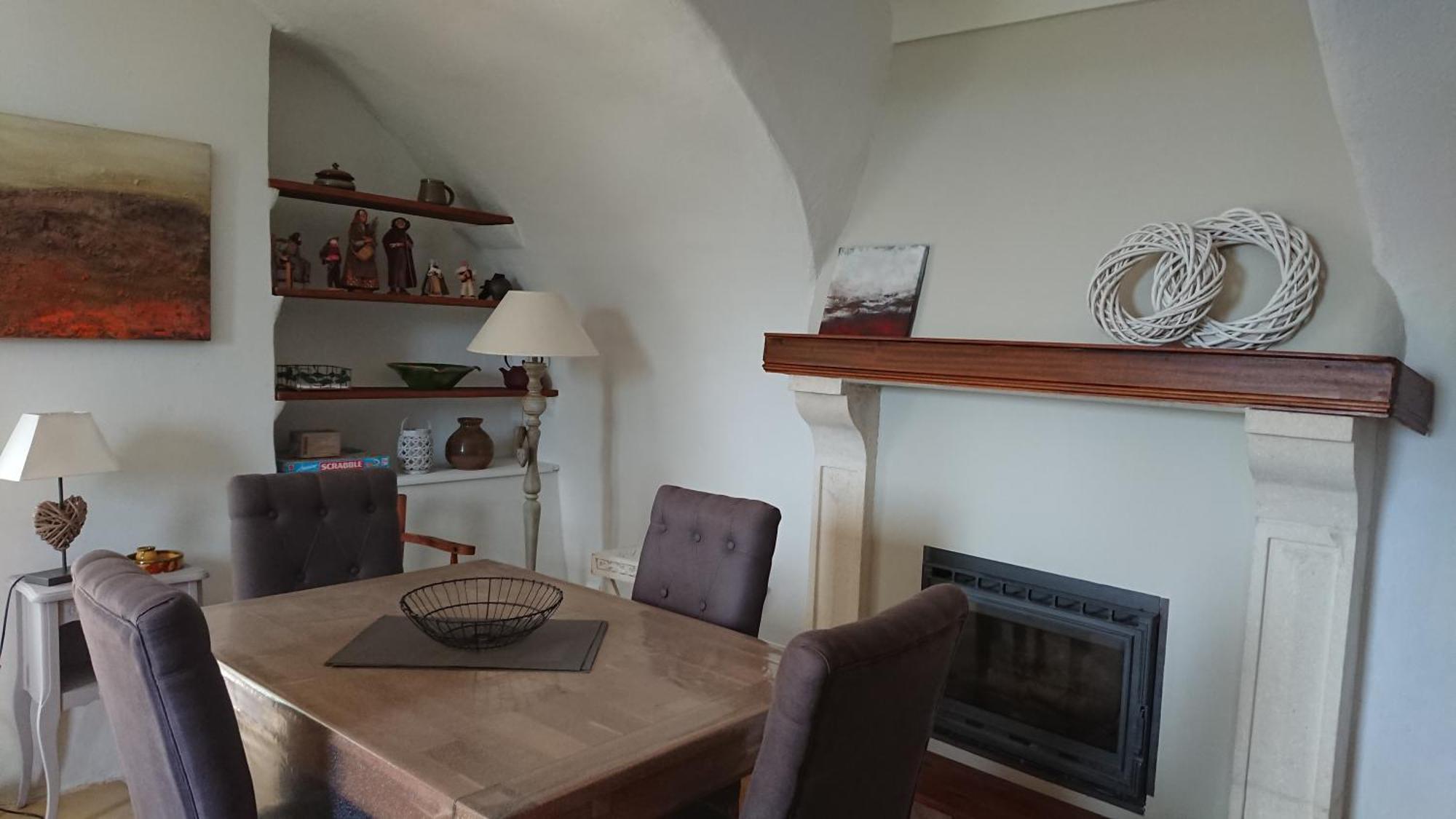 Gite En Cevennes Du Sud, Bergerie Restauree Au Rez De Jardin D'Une Bastide Avec Piscine, Vue Exceptionnelle, Authenticite Et Confort Saint-Laurent-le-Minier Exteriör bild